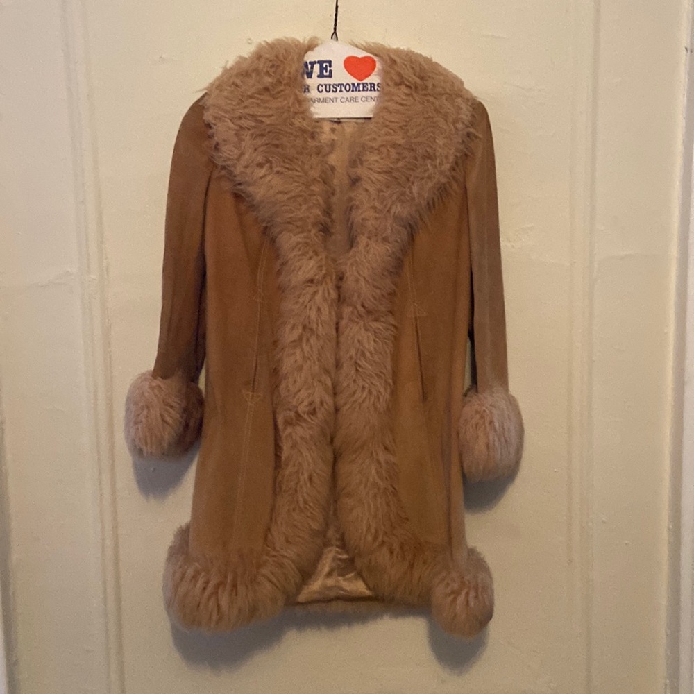 1970s vintage Lantry Leathers Penny Lane Coat - Leather and Lamb Fur Trim